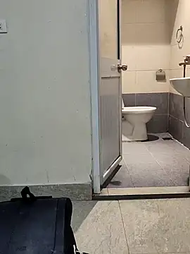 MaiHoang2k online show from September 21, 2025, 5:47 pm