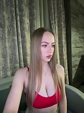 Snapshot of MissOyee chatting on February 28, 2026, 7:15 pm MissOyee online show from February 28, 2026, 7:15 pm