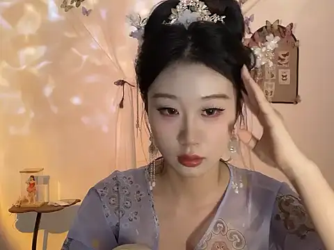 Snapshot of 1X-snake chatting on October 6, 2025, 1:19 pm 1X-snake online show from October 6, 2025, 1:19 pm