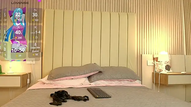 alessia moon1 online show from March 19, 2026, 12:42 pm