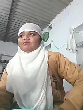 Hot Shredha online show from November 7, 2025, 1:55 pm