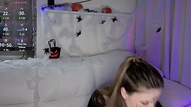 Snapshot of _Lua__ chatting on October 28, 2025, 7:05 pm Lua online show from October 28, 2025, 7:05 pm