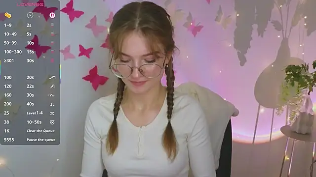 Katyaa Lover online show from October 28, 2025, 4:20 pm