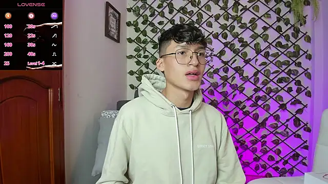 bellmontneon online show from January 7, 2026, 11:12 am