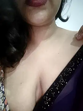 Snapshot of Bhaavyasingh chatting on September 21, 2025, 8:32 pm Bhaavyasingh online show from September 21, 2025, 8:32 pm