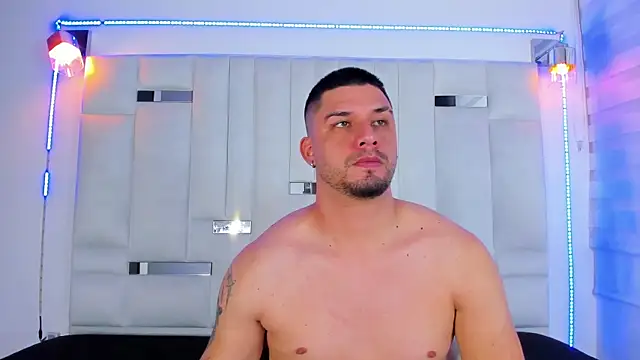 Jacob19  online show from October 4, 2025, 3:15 am