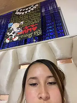 Swet Violet online show from September 23, 2025, 9:51 pm