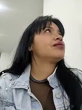 MILA  06 online show from December 5, 2025, 12:14 pm