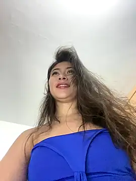 Snapshot of Alice-08 chatting on November 9, 2025, 12:31 am Alice-08 online show from November 9, 2025, 12:31 am