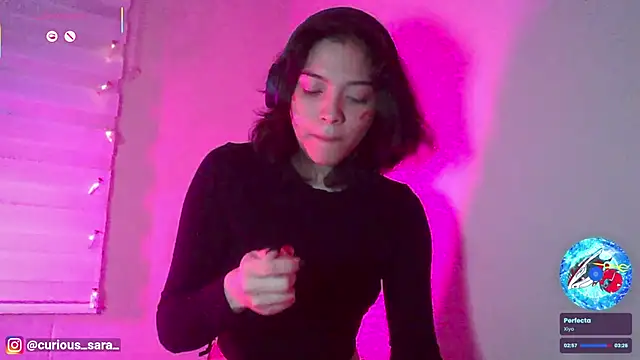  curiouskitten  online show from November 11, 2025, 3:39 am