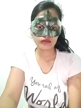 ms-naina online show from April 18, 2026, 7:58 pm