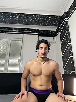 fuck   boyy online show from May 3, 2026, 12:44 pm