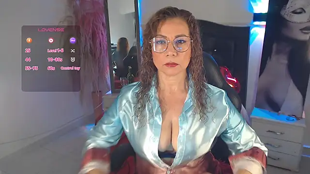 Jademommy  online show from February 23, 2026, 8:50 pm