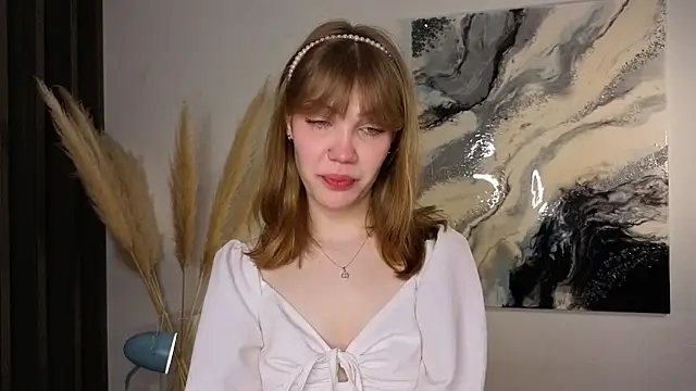 pienaple online show from February 1, 2026, 4:11 am