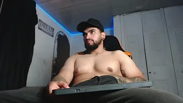 Chrys harris77 online show from October 8, 2025, 7:33 pm