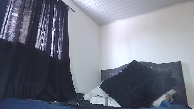 Chrys harris77 online show from March 11, 2026, 6:14 pm