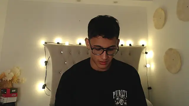 SalvadorFit online show from January 16, 2026, 8:35 pm