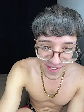 arthurdavies online show from November 9, 2025, 3:38 am