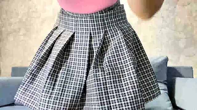 SetsukoBuddemeyer online show from October 31, 2025, 11:55 am