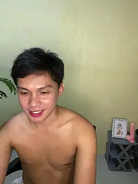 Snapshot of Jan_Waynexx chatting on December 15, 2025, 5:55 am Jan Waynexx online show from December 15, 2025, 5:55 am