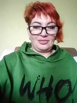 Snapshot of Alissa55552111 chatting on February 10, 2026, 6:17 am Alissa55552111 online show from February 10, 2026, 6:17 am