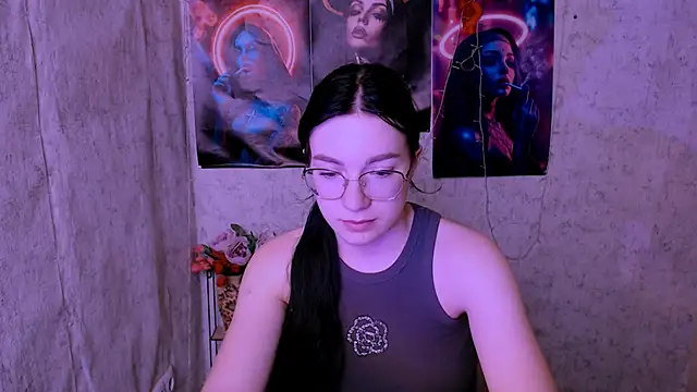 MiraBabe  online show from March 25, 2026, 11:38 am