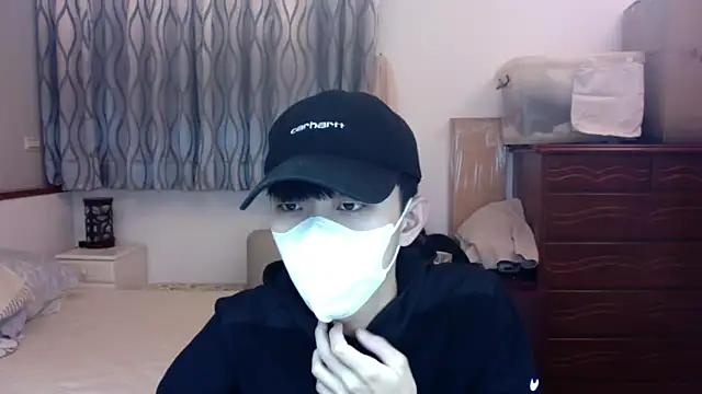 kai101010 online show from September 21, 2025, 3:35 pm