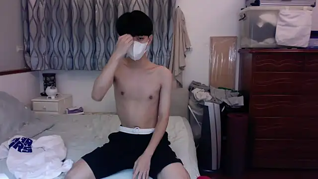 kai101010 online show from November 21, 2025, 1:32 pm