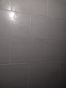 Suzanelee1 online show from October 16, 2025, 2:07 pm