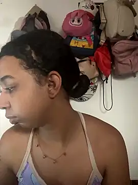 Suzanelee1 online show from January 15, 2026, 4:44 pm