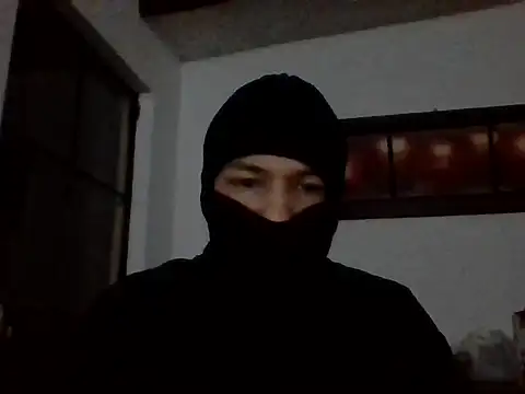 Snapshot of El_awo_ chatting on September 21, 2025, 4:47 am El awo online show from September 21, 2025, 4:47 am