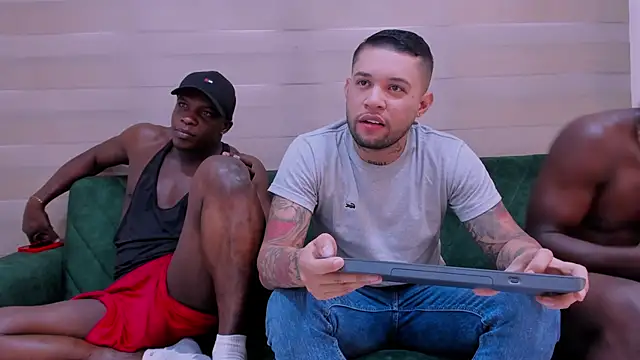 wish friends online show from October 18, 2025, 2:07 pm