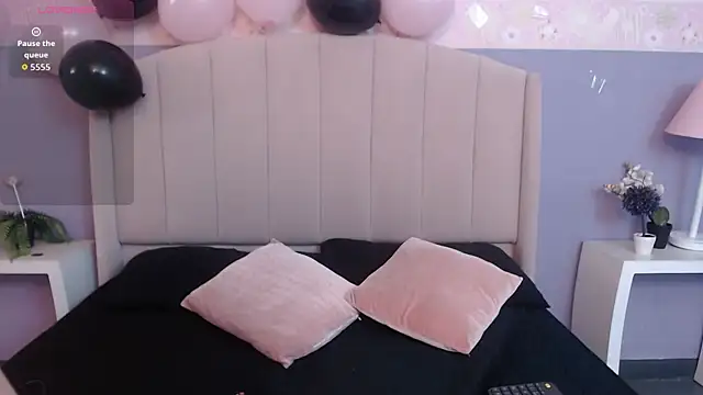 Snapshot of Dulcee_1 chatting on January 12, 2026, 11:59 am Dulcee 1 online show from January 12, 2026, 11:59 am