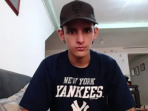 NicoFlame0907 online show from November 11, 2025, 8:31 pm