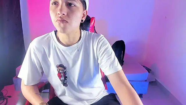 nicocoox online show from February 3, 2026, 2:11 pm