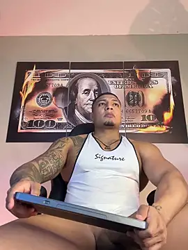 chrizmacgregor online show from November 8, 2025, 1:50 am