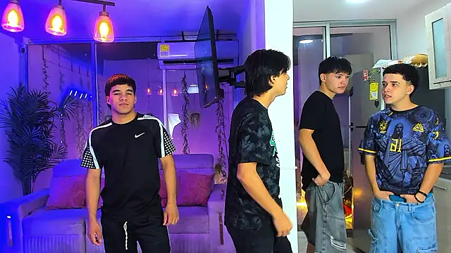 Houseofwarrios online show from March 22, 2026, 5:22 am