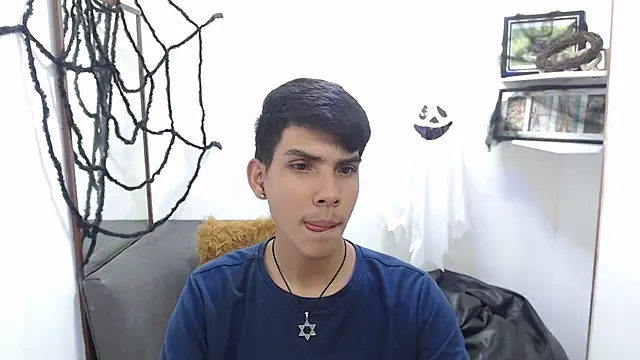 David 925  online show from October 30, 2025, 4:03 am