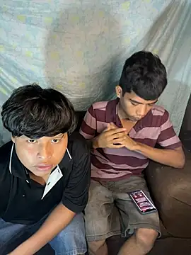 Snapshot of P4NT0J4 chatting on February 6, 2026, 5:12 am P4NT0J4 online show from February 6, 2026, 5:12 am