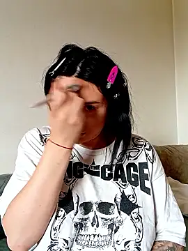 mariabloom9 online show from September 30, 2025, 7:46 am