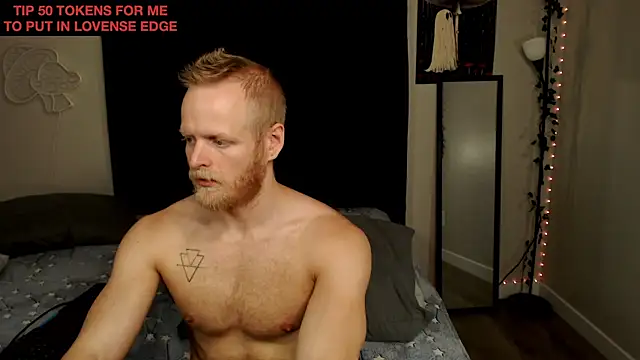 Snapshot of randyroderick chatting on October 27, 2025, 11:31 pm randyroderick online show from October 27, 2025, 11:31 pm