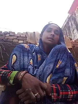 Hot reshmaji online show from December 20, 2025, 4:30 am