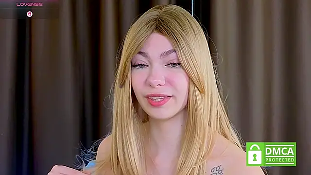 EmilyZortea online show from October 10, 2025, 8:35 am