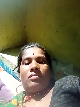 Snapshot of Soya8080 chatting on September 30, 2025, 2:55 pm Soya8080 online show from September 30, 2025, 2:55 pm