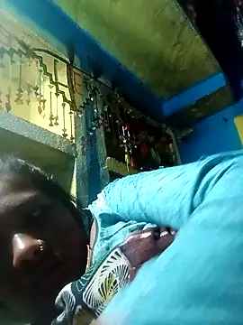 Snapshot of Soya8080 chatting on October 4, 2025, 3:48 am Soya8080 online show from October 4, 2025, 3:48 am