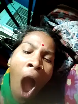 Snapshot of Soya8080 chatting on October 8, 2025, 3:20 pm Soya8080 online show from October 8, 2025, 3:20 pm