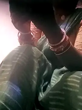 Snapshot of Soya8080 chatting on November 1, 2025, 9:17 pm Soya8080 online show from November 1, 2025, 9:17 pm