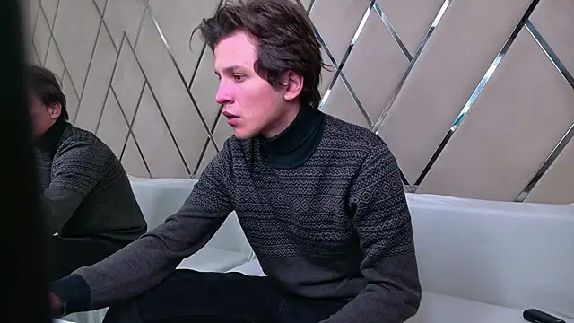 Snapshot of JesseCrosss chatting on September 24, 2025, 8:12 pm JesseCrosss online show from September 24, 2025, 8:12 pm