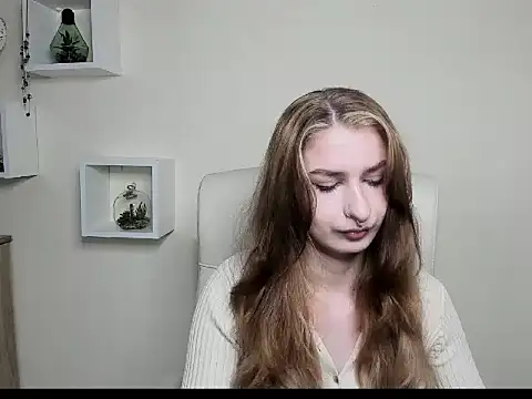 NinaBlond1 online show from October 16, 2025, 5:52 am