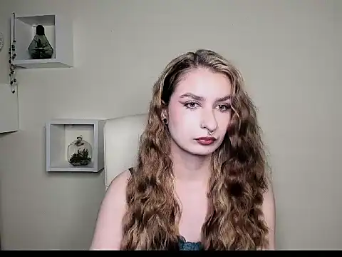 NinaBlond1 online show from October 29, 2025, 6:37 am